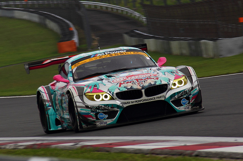 SGT】2013第6戦富士：今季初Vを飾ったGSR初音ミクBMW「全員で