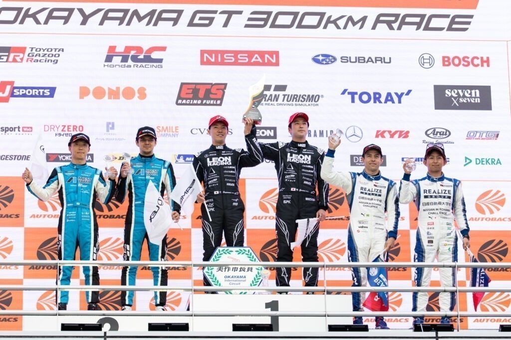 【SUPER GT】SC続出の荒れた開幕戦、GT500は王者au TOM’S GR Supraが圧勝。GT300は巧な作戦でLEON PYRAMID AMGが制す